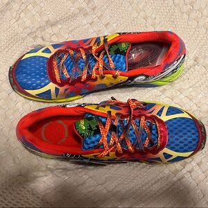 Brand new, never worn ASICS Gel-Noosa Tri 9 men's sneakers